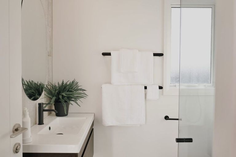 Photo of property in 102 Freedom Drive, Kelvin Grove, Palmerston North, 4470