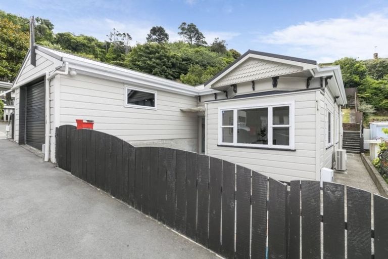 Photo of property in 4 Reuben Avenue, Brooklyn, Wellington, 6021