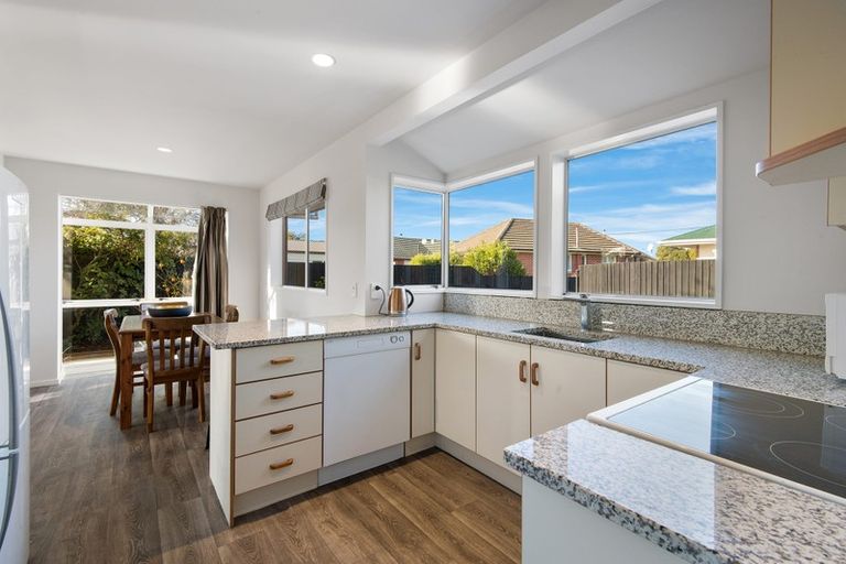 Photo of property in 111 Harris Crescent, Papanui, Christchurch, 8053