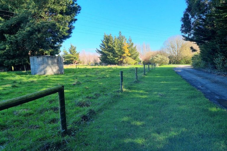 Photo of property in 74 Riverbank Road, Inch Clutha, Kaitangata, 9281