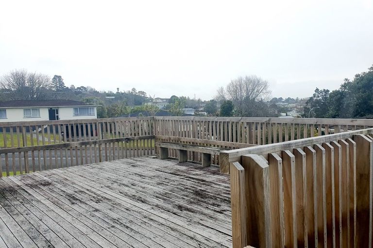 Photo of property in 10 Hewlett Road, Massey, Auckland, 0614