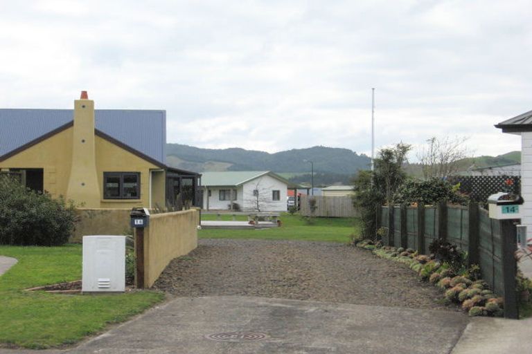 Photo of property in 16 Impala Place, Whitianga, 3510