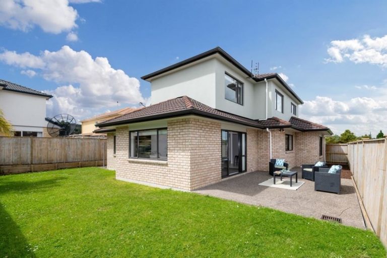 Photo of property in 50 Cyril French Drive, Flat Bush, Auckland, 2016