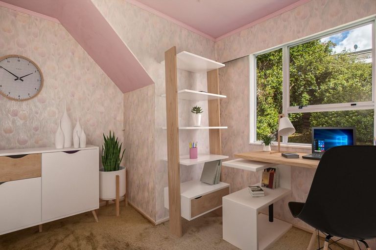 Photo of property in 4 Halyard Place, Whitby, Porirua, 5024