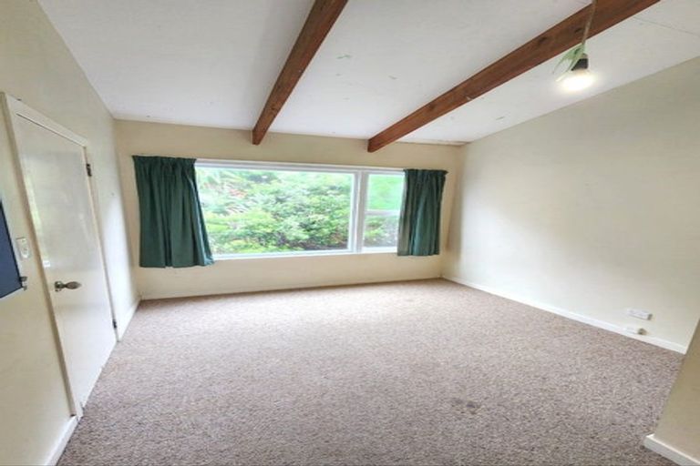 Photo of property in 66 Owhiro Bay Parade, Owhiro Bay, Wellington, 6023