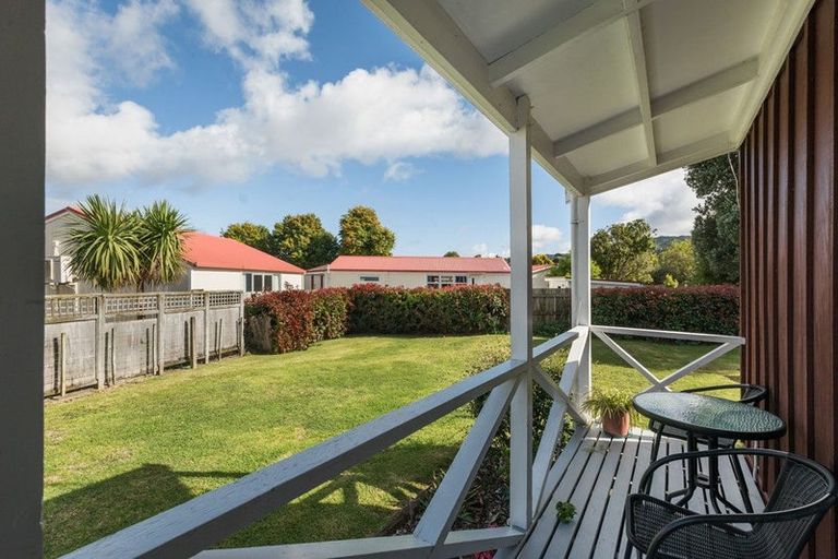 Photo of property in 104a Lowe Avenue, Thames, 3500