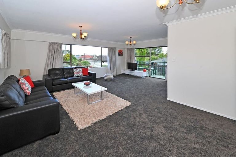 Photo of property in 2/2 Huia Road, Papatoetoe, Auckland, 2025