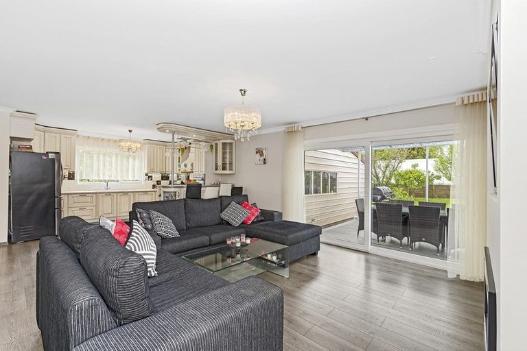 Photo of property in 80 Taikata Road, Te Atatu Peninsula, Auckland, 0610