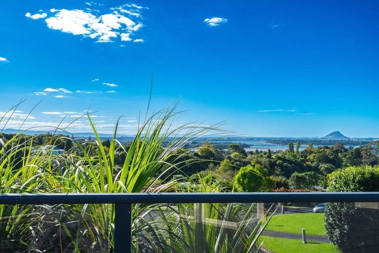 Photo of property in 14r Estates Terrace, Welcome Bay, Tauranga, 3175