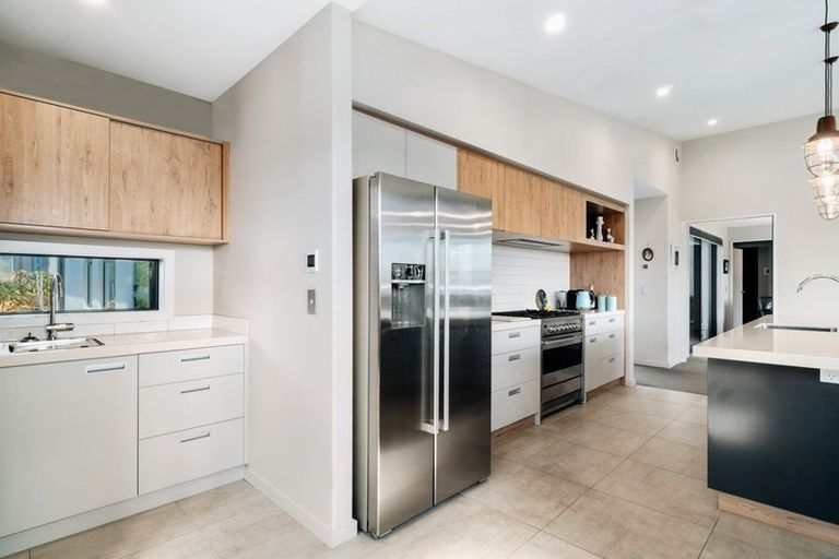 Photo of property in 25 Infinity Drive, Wanaka, 9305