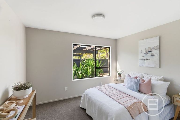 Photo of property in 11 Moyna Avenue, Dallington, Christchurch, 8061