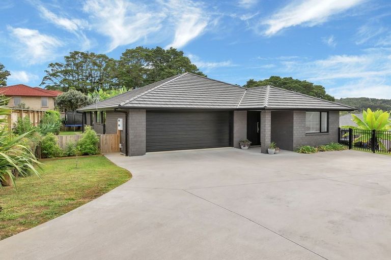 Photo of property in 10 Rotokauri Rise, Te Kamo, Whangarei, 0112