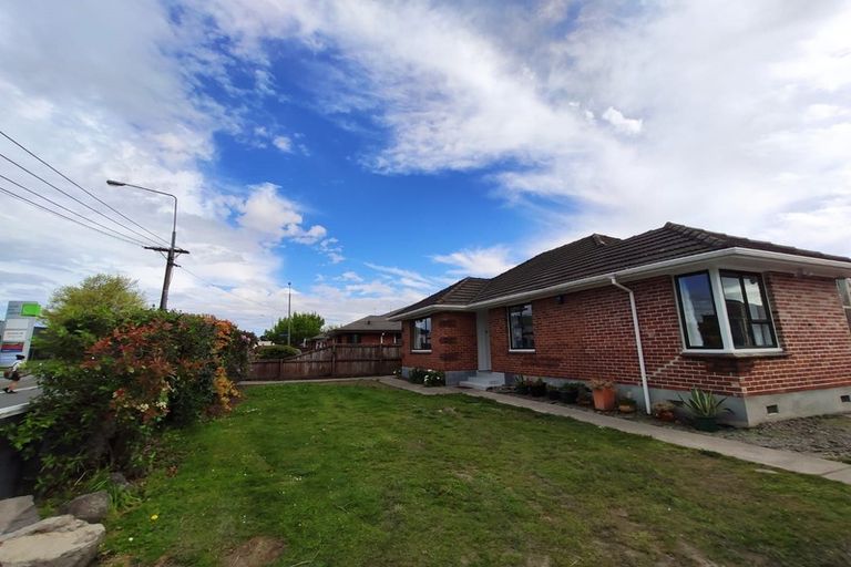Photo of property in 15 Waimairi Road, Upper Riccarton, Christchurch, 8041