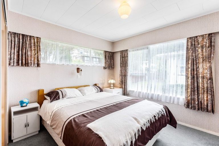 Photo of property in 20 Holland Street, Wainuiomata, Lower Hutt, 5014