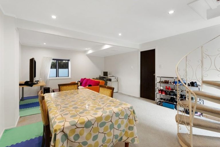 Photo of property in 3/6 Miro Street, New Lynn, Auckland, 0600