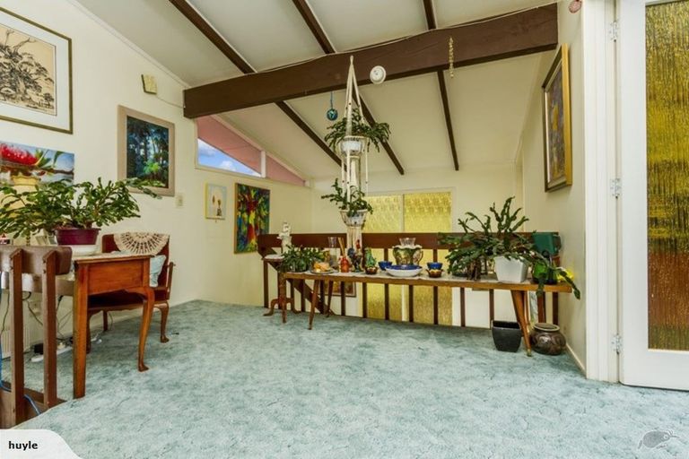 Photo of property in 36 Sunset Road, Unsworth Heights, Auckland, 0632
