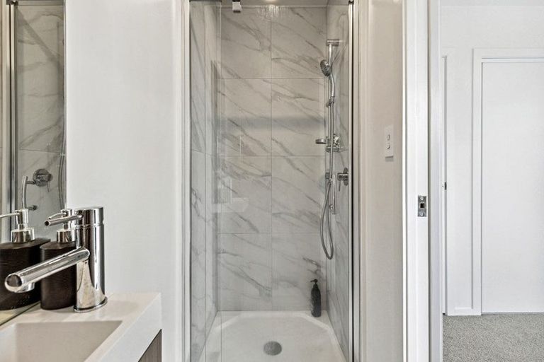 Photo of property in 3/20 Moor Avenue, Te Atatu Peninsula, Auckland, 0610