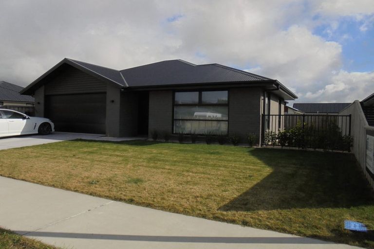 Photo of property in 5 Wykes Place, Amberley, 7410