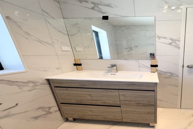 Photo of property in 23 Minerva Avenue, Helensville, 0800