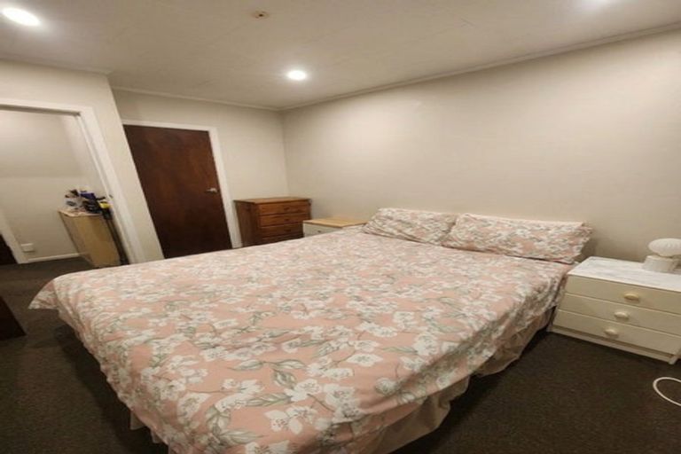Photo of property in 4/10 Petherick Crescent, Johnsonville, Wellington, 6037