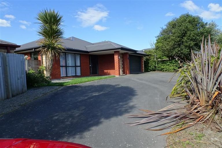 Photo of property in 15 Hideaway Gate, Parklands, Christchurch, 8083