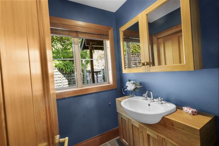 Photo of property in 38 Tizzards Road, Robinsons Bay, Akaroa, 7581