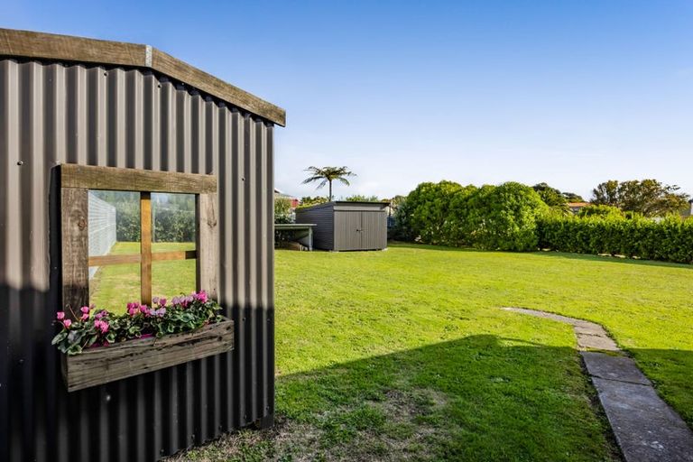Photo of property in 12 Terou Street, Manaia, 4612