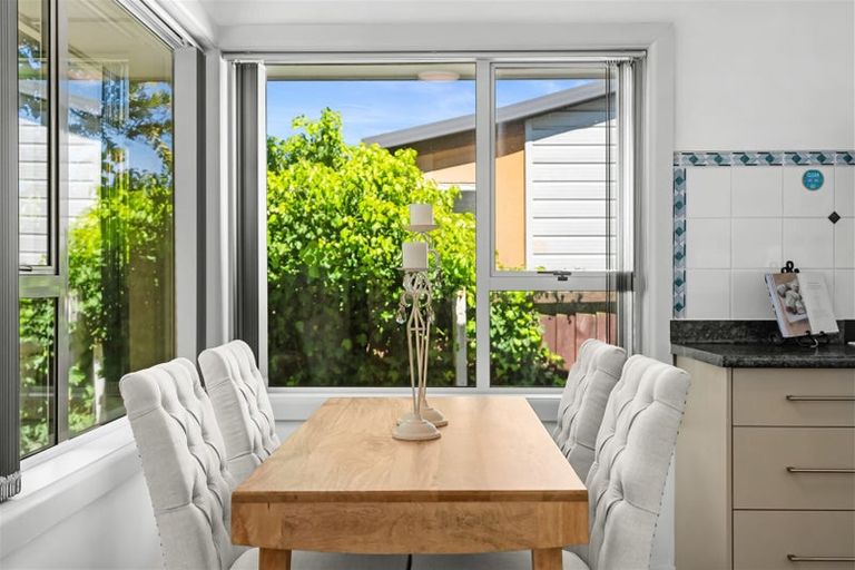 Photo of property in 3 Blankney Street, Hornby, Christchurch, 8042