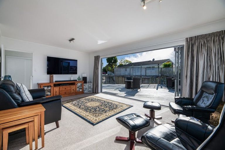 Photo of property in 9 Dundas Place, Henderson, Auckland, 0612