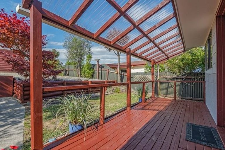 Photo of property in 72 Fraser Drive, Feilding, 4702