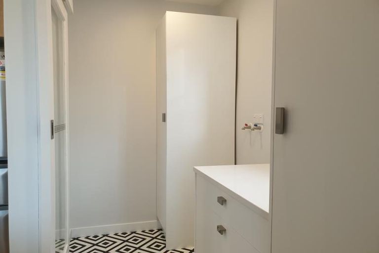 Photo of property in 40 Rua Street, Lyall Bay, Wellington, 6022