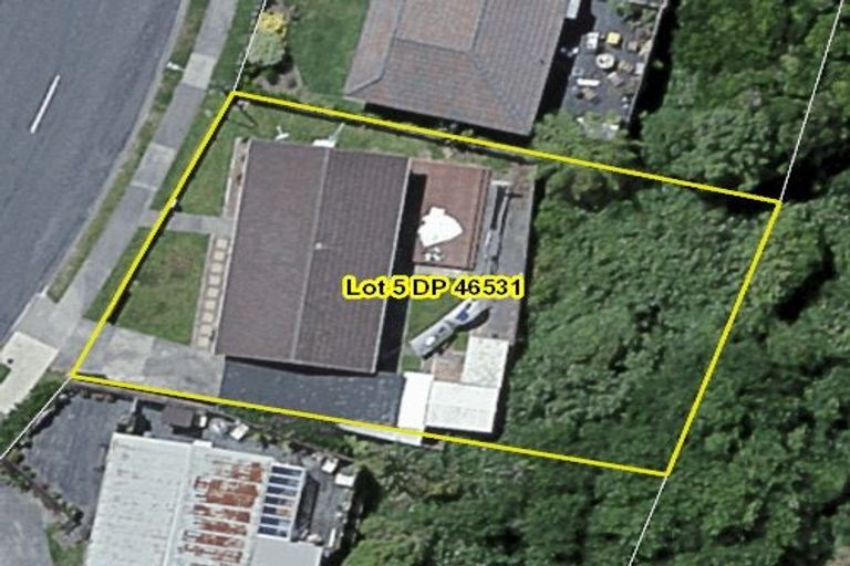 Photo of property in 33 Nassau Avenue, Grenada North, Wellington, 5028