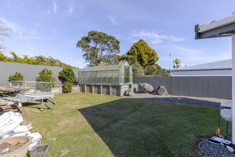 Photo of property in 41 Takiroa Street, Urenui, 4375