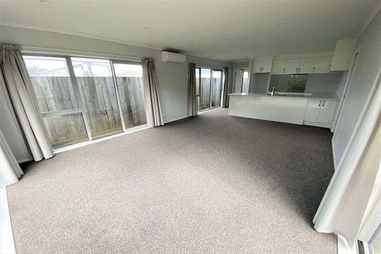 Photo of property in 11u3 Crosher Place, Silverdale, Hamilton, 3216