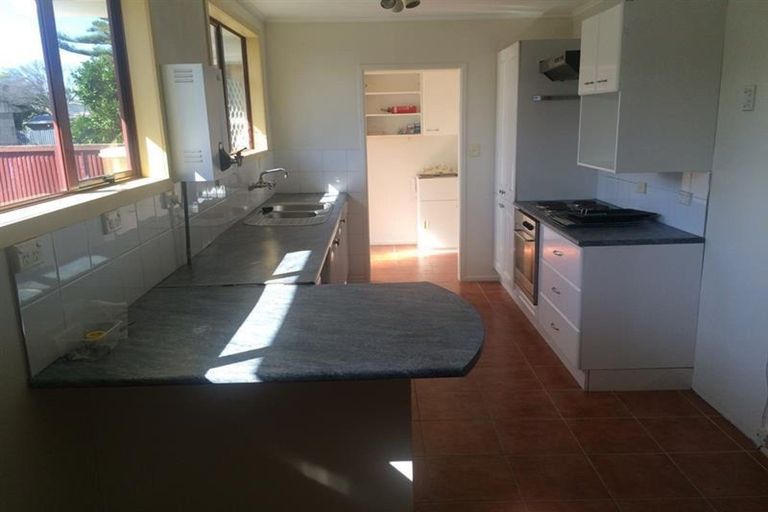 Photo of property in 12 Friesian Drive, Mangere, Auckland, 2022