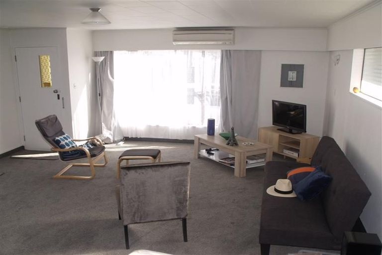 Photo of property in 5/16 Guthrie Road, Havelock North, 4130