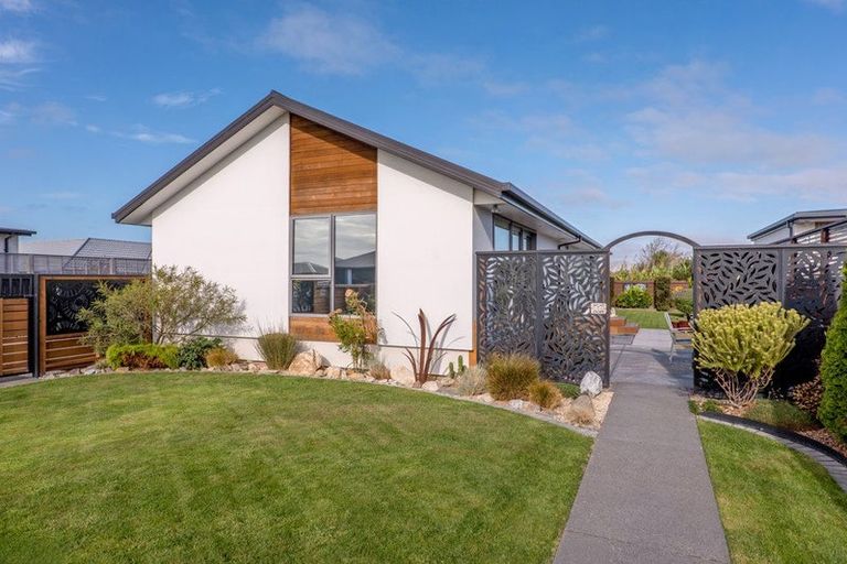 Photo of property in 3 Kingsbridge West, Burwood, Christchurch, 8083