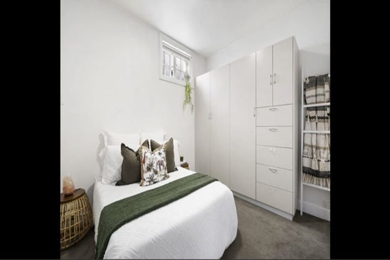 Photo of property in 5 Grass Street, Oriental Bay, Wellington, 6011