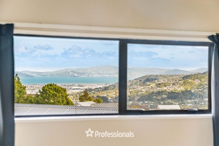 Photo of property in 25b Outram Grove, Kelson, Lower Hutt, 5010
