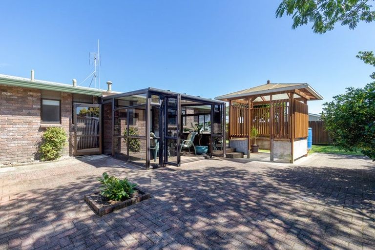 Photo of property in 8 Oak Place, Whakatane, 3120