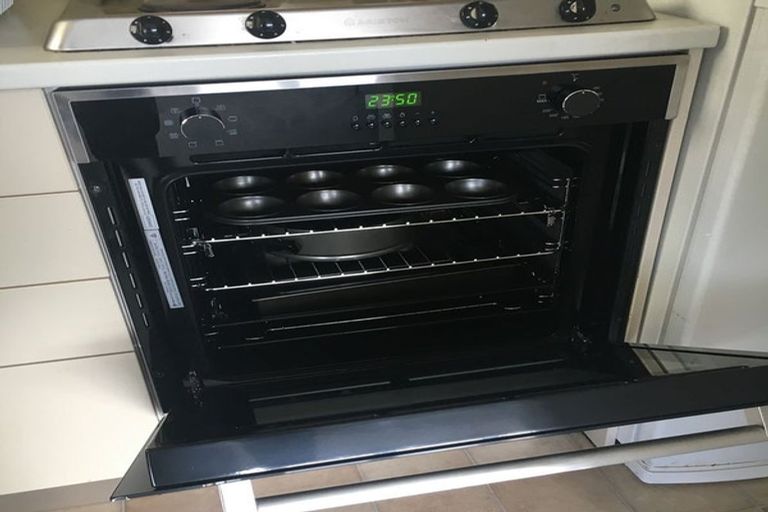 Photo of property in 19 George Street, Thorndon, Wellington, 6011