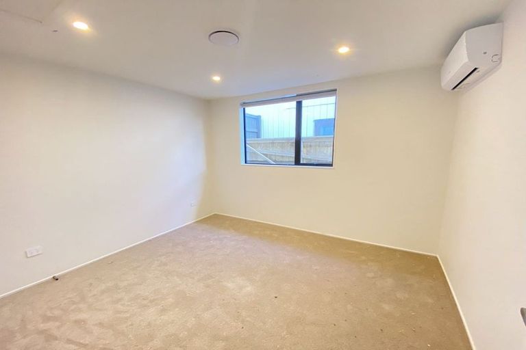 Photo of property in 64 Pacific Heights Road, Orewa, 0931