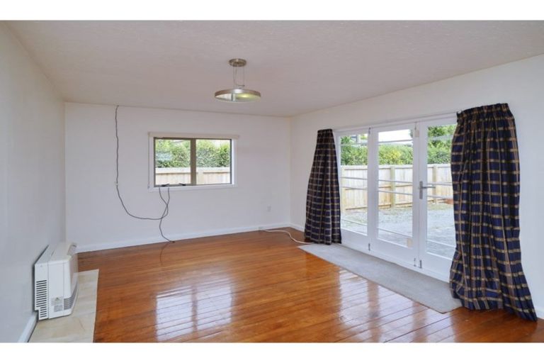 Photo of property in 47 Aorangi Road, Bryndwr, Christchurch, 8053