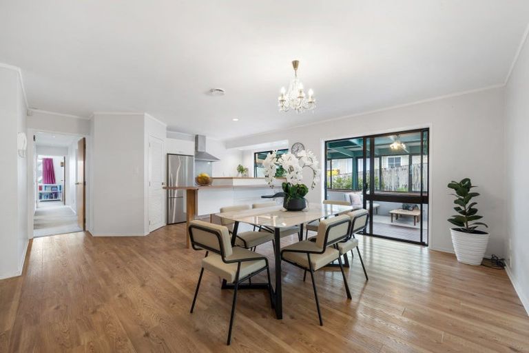 Photo of property in 71 Aberfeldy Avenue, Highland Park, Auckland, 2010