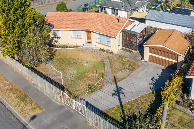 Photo of property in 450 Mairehau Road, Parklands, Christchurch, 8083