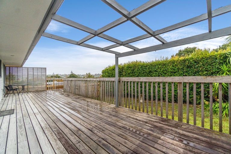 Photo of property in 13 Edgar Pearce Place, Howick, Auckland, 2014