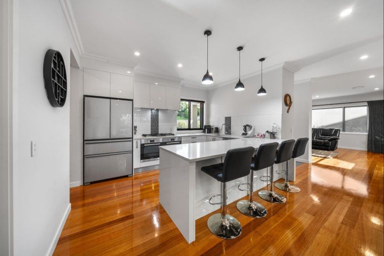 Photo of property in 5 Fern Lane, Whalers Gate, New Plymouth, 4310