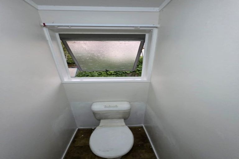 Photo of property in 30b Estuary Road, Weymouth, Auckland, 2103