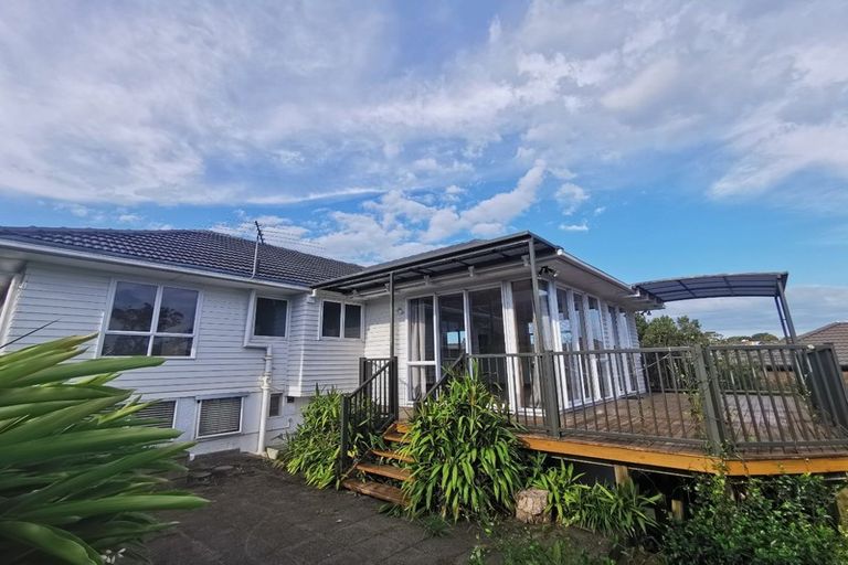 Photo of property in 14 Lyttelton Avenue, Forrest Hill, Auckland, 0620