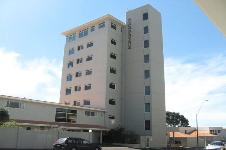 Photo of property in 7/120 Saint Aubyn, New Plymouth, 4310